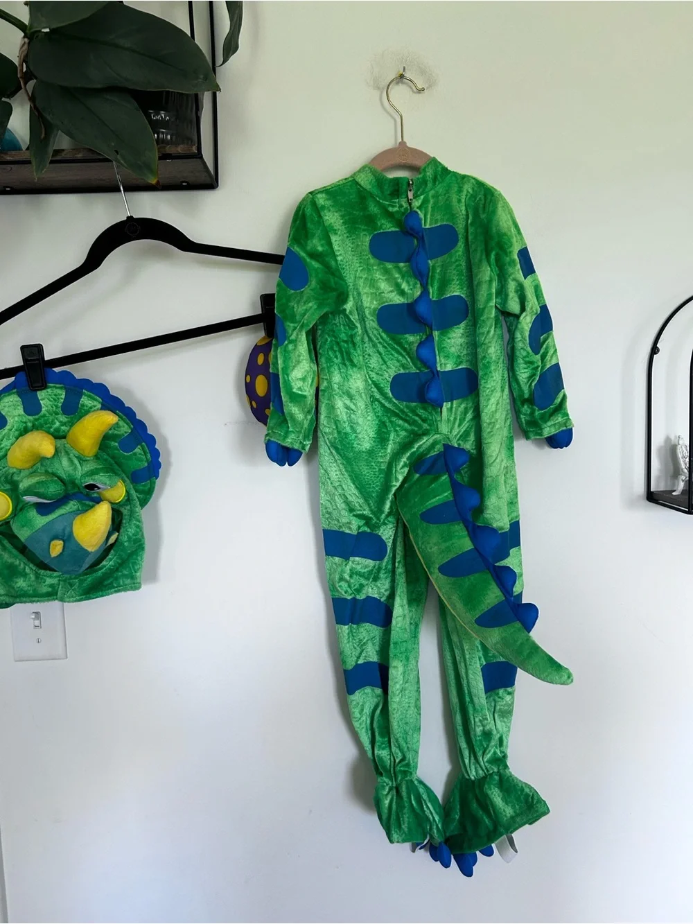 NWOT Spooktacular Creations Toddler Triceratops Dinosaur Halloween Costume 3T